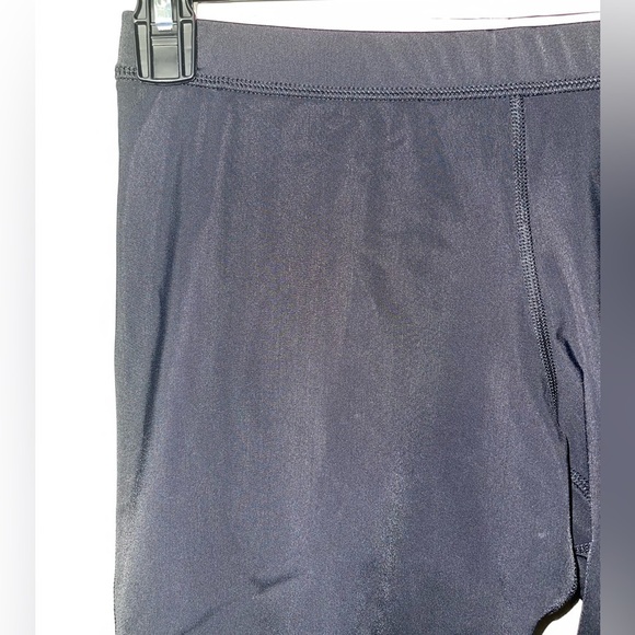 Women's Adidas Climalite Capris Size Medium - Picture 4 of 16